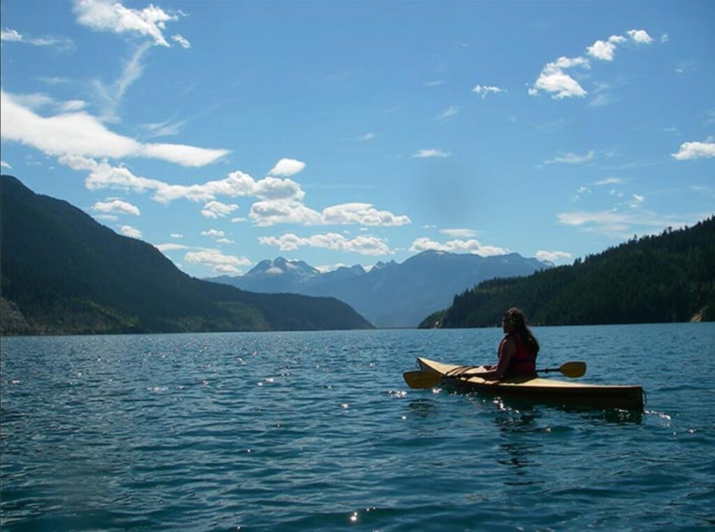 Natural Escapes Kayaking - Bison Lodge Revelstoke
